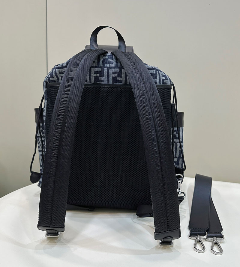 最高級フェンディスーパーコピー FENDI Fストライク ラージ FFジャカードファブリック バックパック ネイビー/ブラック 7VZ056AG0MF0NPN - 画像 (9)