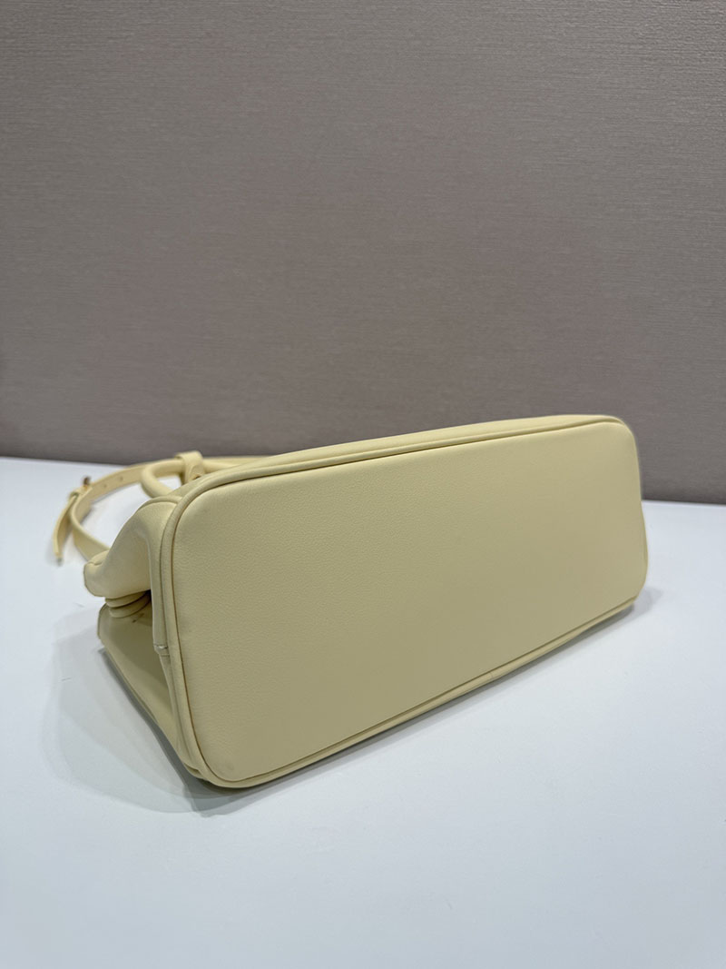 プラダ バッグ レディース PRADA ガレリア ミディアム レザー バッグ バニラ 1BA457_2CYS_F0032 プラダ ハンドバッグ アウトレット - 画像 (4)