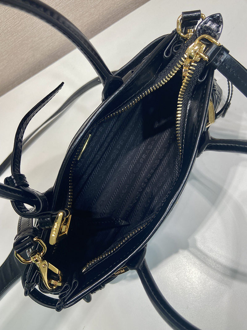 プラダ バッグ レディース PRADA ボニー レザー ミニハンドバッグ ブラック 1BA486_2CYR_F0002 プラダ ミニバッグ アウトレット - 画像 (3)
