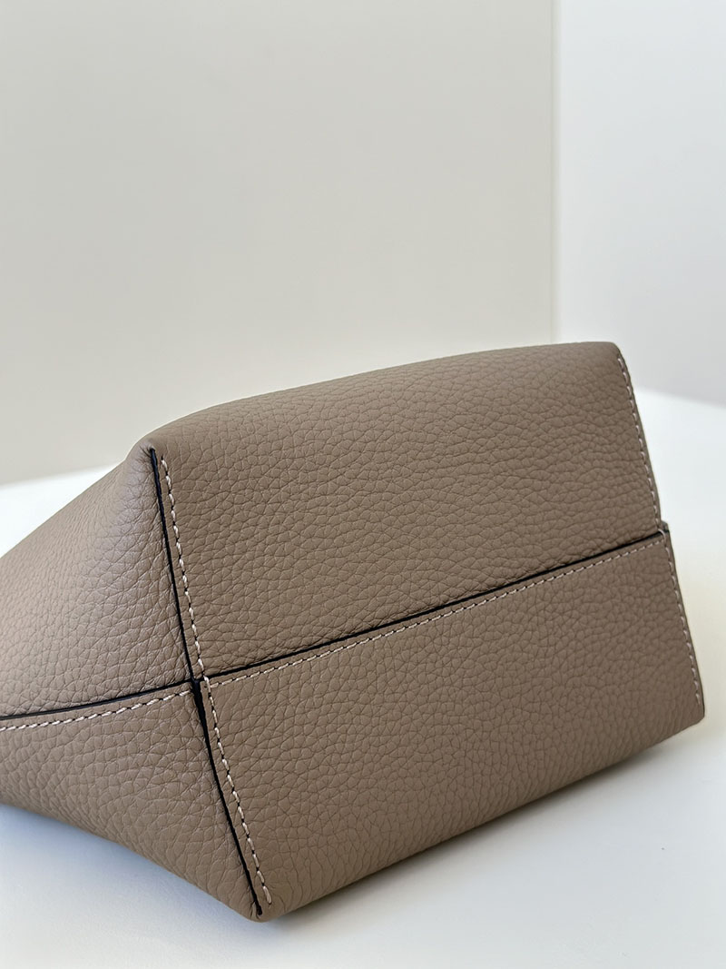 最高級フェンディスーパーコピー FENDI ロール ミニ ROLL MINI セレリアバッグ ダブグレー 8BS096 AS84 F1Q6E フェンディ トートバッグ アウトレット - 画像 (9)
