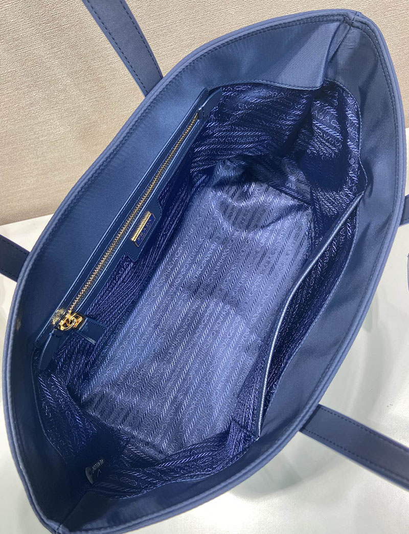 プラダ バッグ レディース PRADA Re-Edition 1978 ミディアム ネイビー 1BG555_R064_F0216 プラダ トートバッグ ナイロン a4 - 画像 (3)