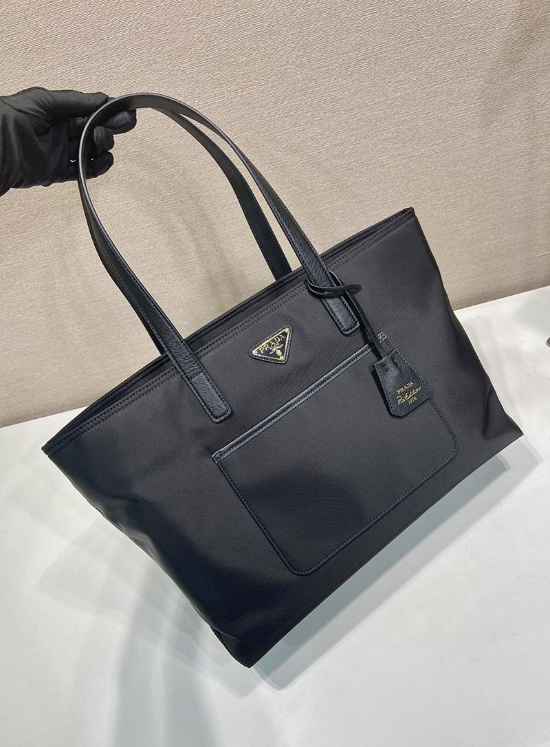 プラダ バッグ レディース PRADA Re-Edition 1978 ミディアム ブラック 1BG555_R064_F0002 プラダ トートバッグ ナイロン a4 - 画像 (8)