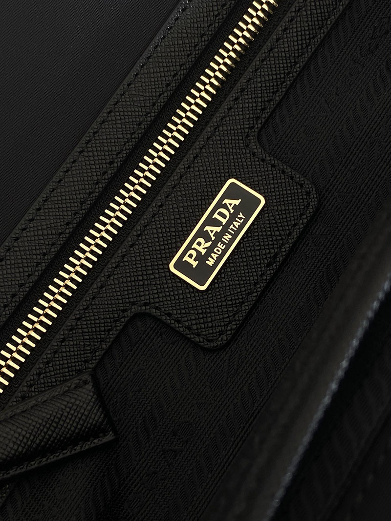 プラダ バッグ レディース PRADA Re-Edition 1978 ミディアム ブラック 1BG555_R064_F0002 プラダ トートバッグ ナイロン a4 - 画像 (2)