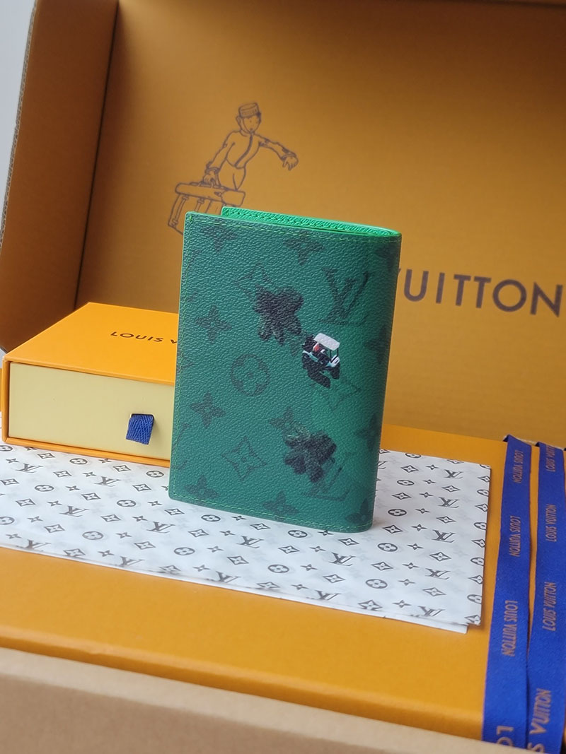 ルイヴィトン 新作 レディース LV パスポートカバー クーヴェルテュール・パスポール ゴルフグリーン M14875 ヴィトン パスポートケース - 画像 (9)