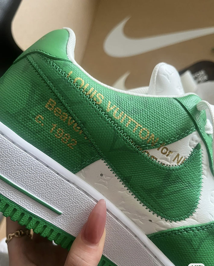最高級ルイヴィトンスーパーコピー LV NIKE AIR FORCE 1 LOW ナイキ エアフォース スニーカー 2526854 ナイキ ルイヴィトン コラボスニーカー - 画像 (7)