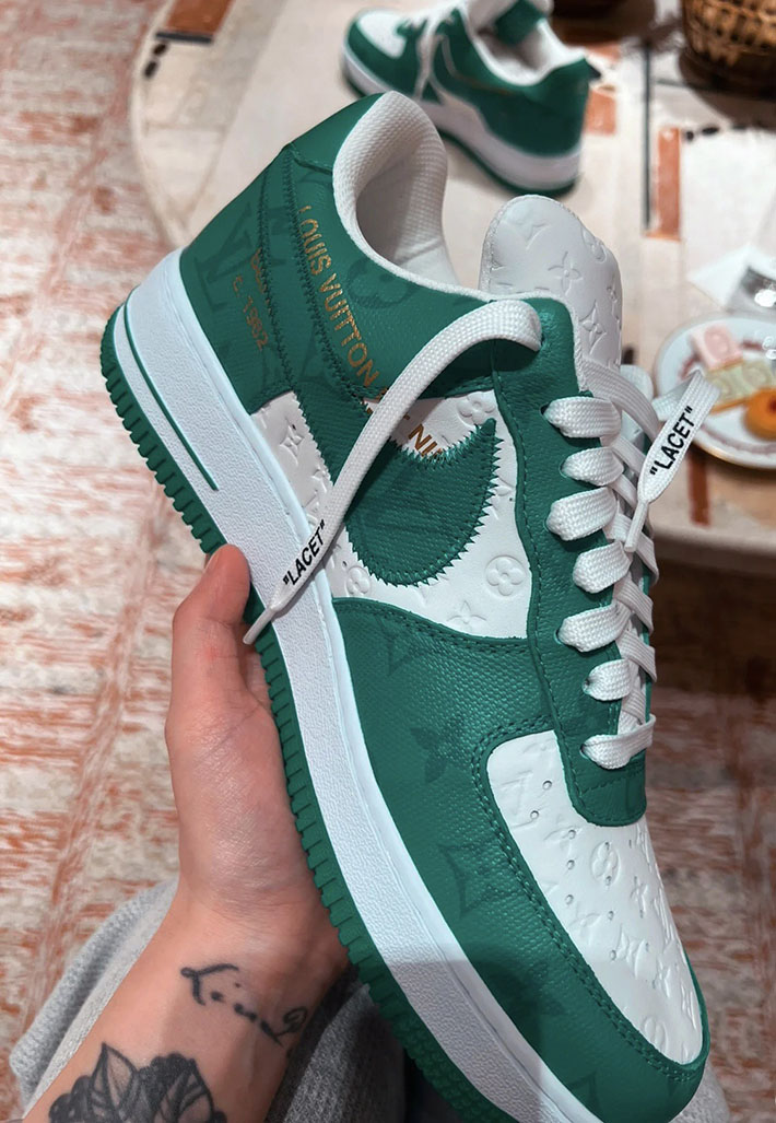 最高級ルイヴィトンスーパーコピー LV NIKE AIR FORCE 1 LOW ナイキ エアフォース スニーカー 2526854 ナイキ ルイヴィトン コラボスニーカー - 画像 (6)