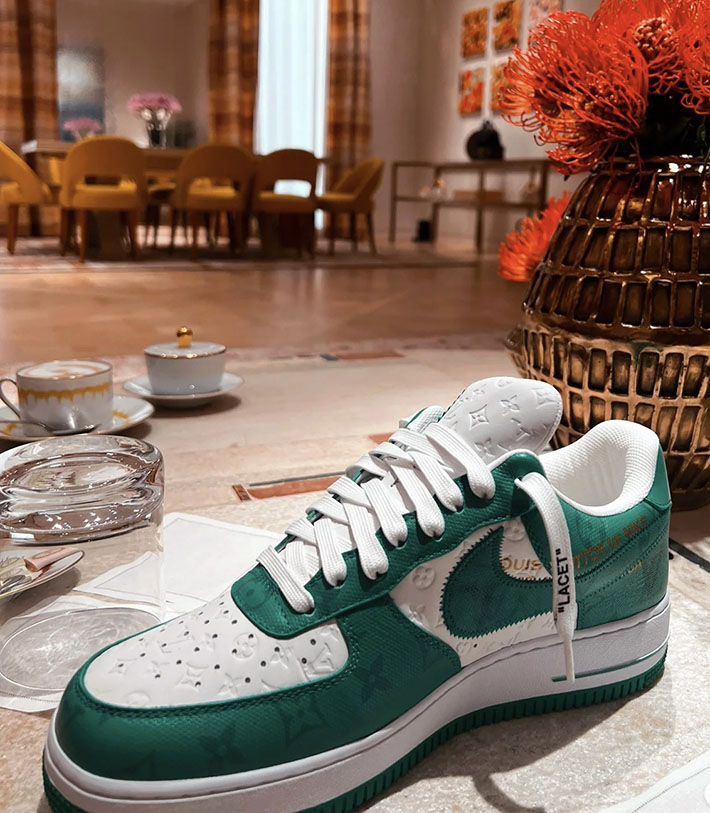 最高級ルイヴィトンスーパーコピー LV NIKE AIR FORCE 1 LOW ナイキ エアフォース スニーカー 2526854 ナイキ ルイヴィトン コラボスニーカー - 画像 (5)