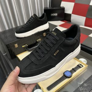 BOSS スニーカー アウトレット