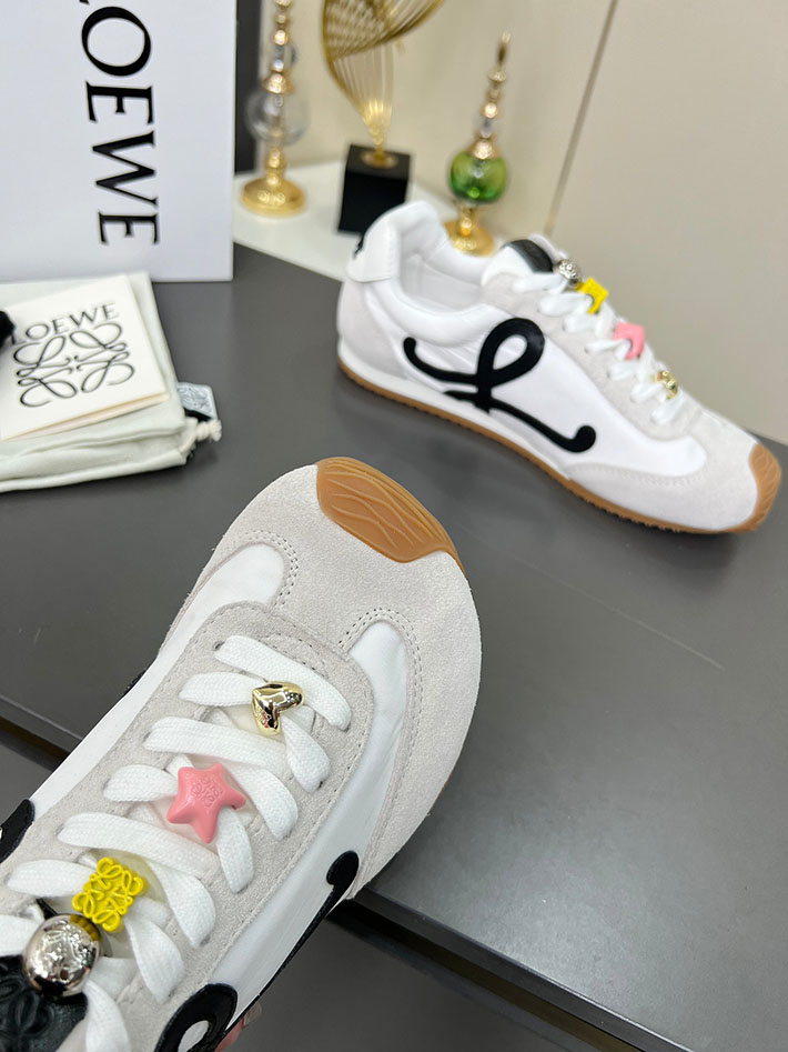 最高級ロエベスーパーコピー LOEWE バレエランナー 2.0(ナイロン&カーフ) LLBR282X01-2101 ロエベ スニーカー 白 - 画像 (4)