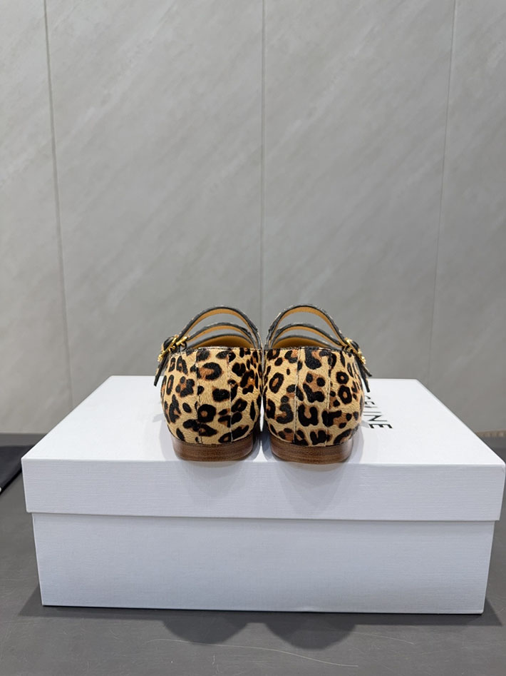 最高級セリーヌスーパーコピー LES BALLERINES CELINE ダブルストラップ バレリーナ 360204598C.19BE セリーヌ ローファー レディース - 画像 (9)