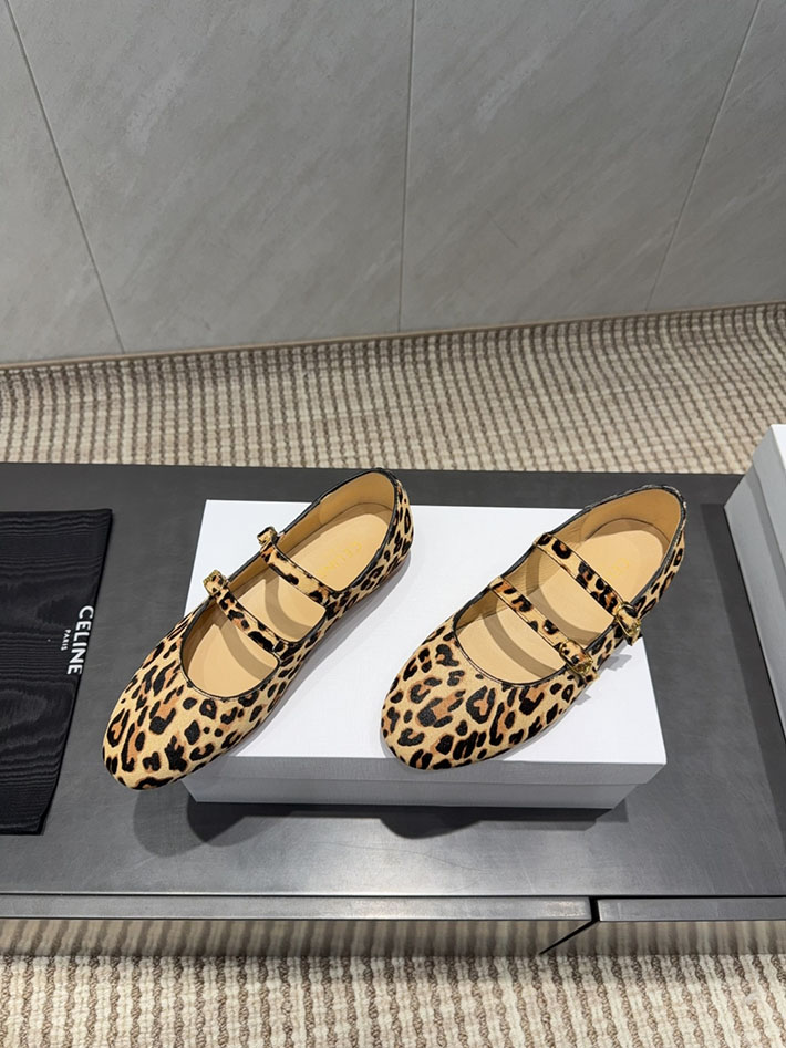 最高級セリーヌスーパーコピー LES BALLERINES CELINE ダブルストラップ バレリーナ 360204598C.19BE セリーヌ ローファー レディース - 画像 (5)