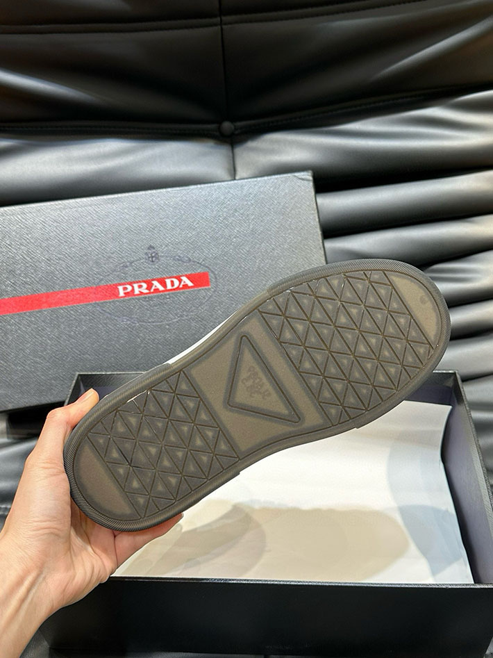 メンズ 最高級プラダスーパーコピー PRADA 01 ナッパレザー スニーカー 靴 シューズ 2628028 プラダ 靴 アウトレット - 画像 (4)