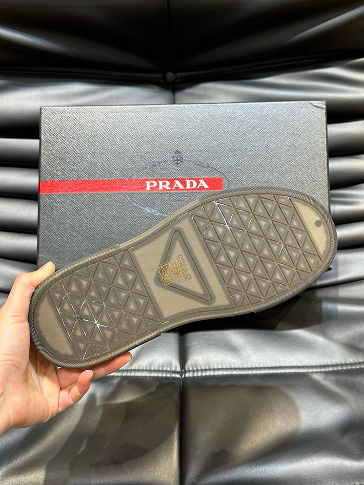 メンズ 最高級プラダスーパーコピー PRADA 01 ナッパレザー スニーカー 靴 シューズ 2628030 プラダ シューズ 名作 - 画像 (4)