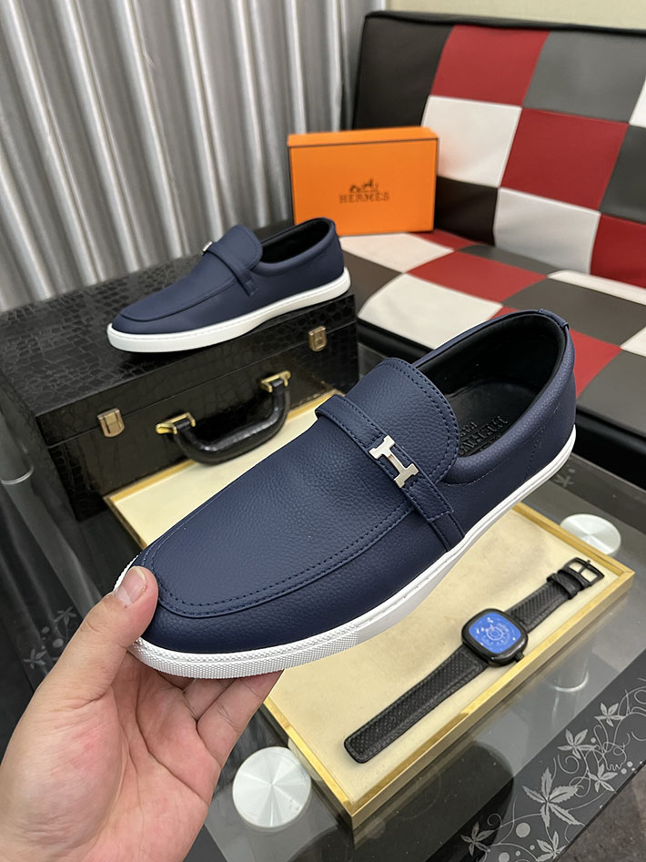 エルメス モカシン コーデ