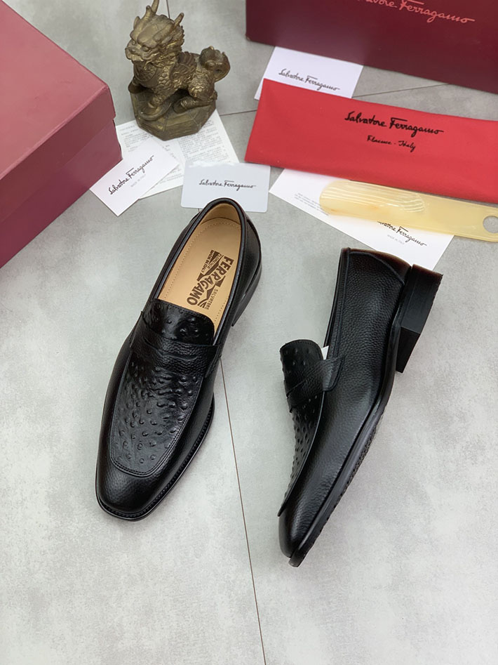 メンズ 最高級フェラガモスーパーコピー FERRAGAMO ローファー モカシン ガンチーニ金具 レザー シューズ 2628115 ローファー メンズ カジュアル ブランド - 画像 (8)