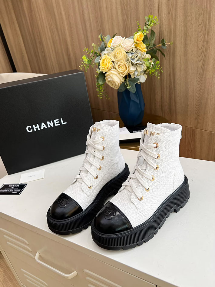 最高級シャネルスーパーコピー CHANEL ショートブーツ マトラッセ ココマーク ベルベット デニム 2628164 CHANEL ブーツ 公式 - 画像 (4)