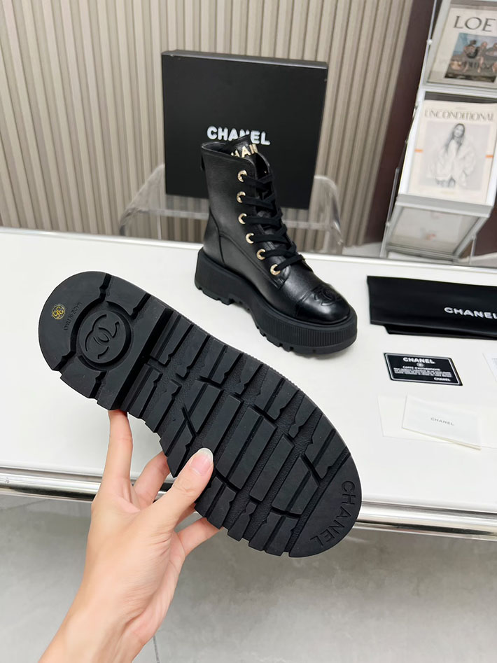 最高級シャネルスーパーコピー CHANEL ショートブーツ マトラッセ ココマーク ベルベット デニム 2628168 レディース シャネル ブーツ - 画像 (8)