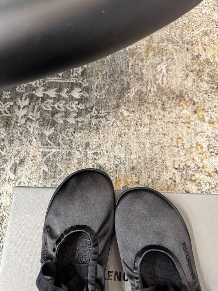 最高級バレンシアガスーパーコピー BALENCIAGA SHIBUYA FLAT フラット パンプス シューズ 2628180 バレンシアガ 靴 アウトレット - 画像 (4)
