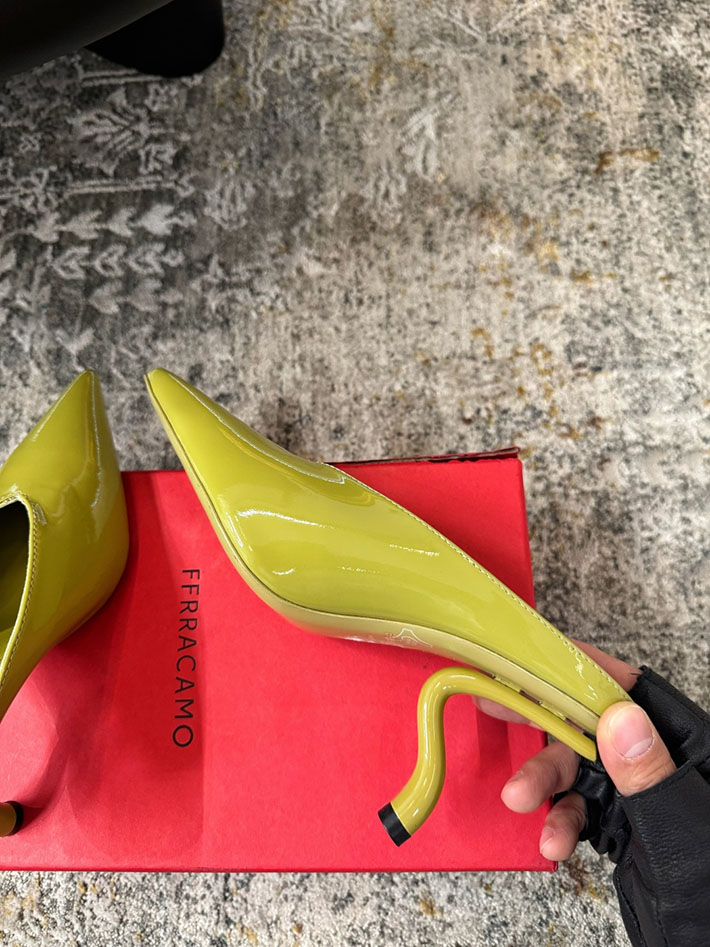 最高級バレンシアガスーパーコピー BALENCIAGA アベニューパラッツォ サテンパンプス シューズ 2628182 バレンシアガ パンプス リボン - 画像 (6)