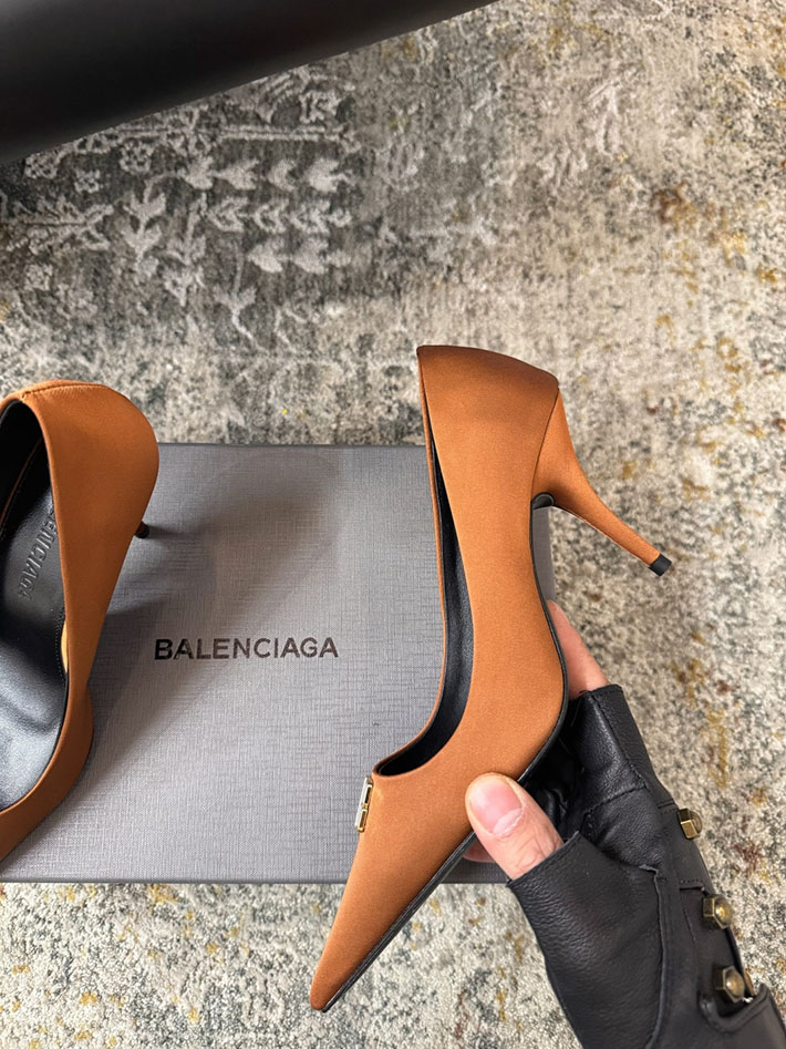 最高級バレンシアガスーパーコピー BALENCIAGA パンプス スエード調 ポインテッドトゥ ハイヒール 2628193 バレンシアガ 靴 レディース - 画像 (2)