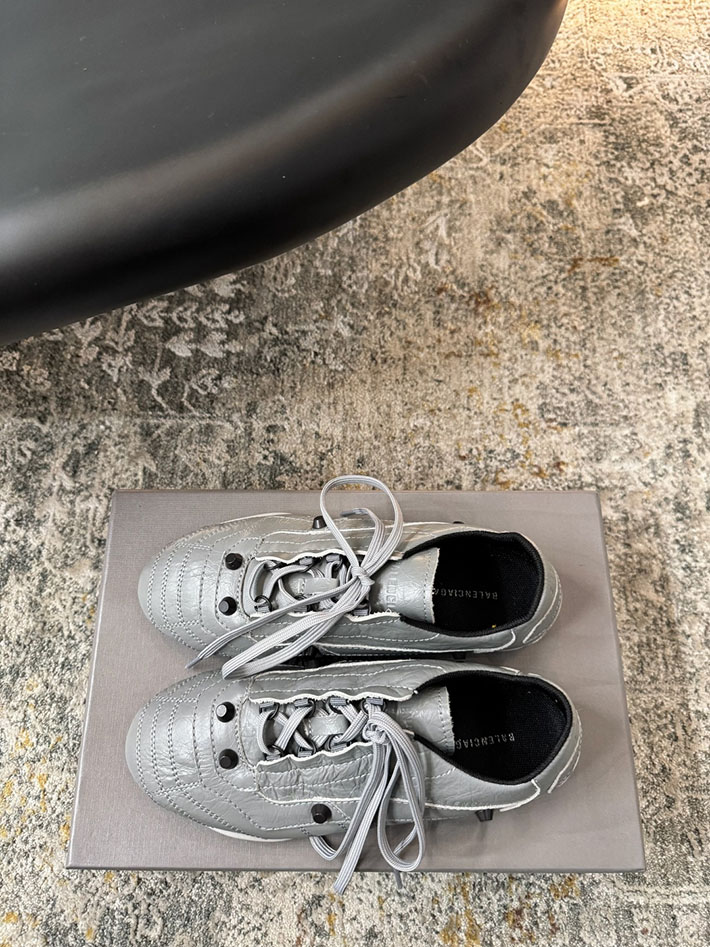 レディース 最高級バレンシアガスーパーコピー BALENCIAGA Studded sneakers City スニーカー 2628194 バレンシアガ スニーカー レディース - 画像 (2)