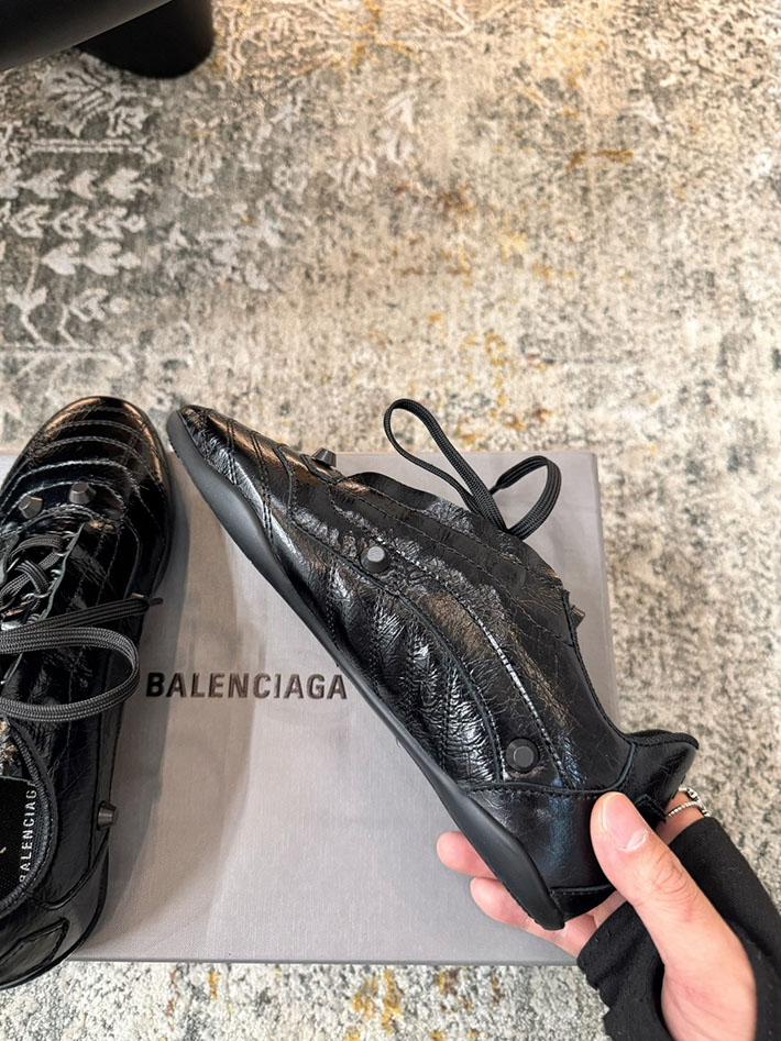 レディース 最高級バレンシアガスーパーコピー BALENCIAGA Studded sneakers City スニーカー 2628198 バレンシアガ 靴 アウトレット - 画像 (8)