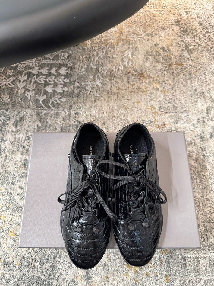 レディース 最高級バレンシアガスーパーコピー BALENCIAGA Studded sneakers City スニーカー 2628198 バレンシアガ 靴 アウトレット - 画像 (3)