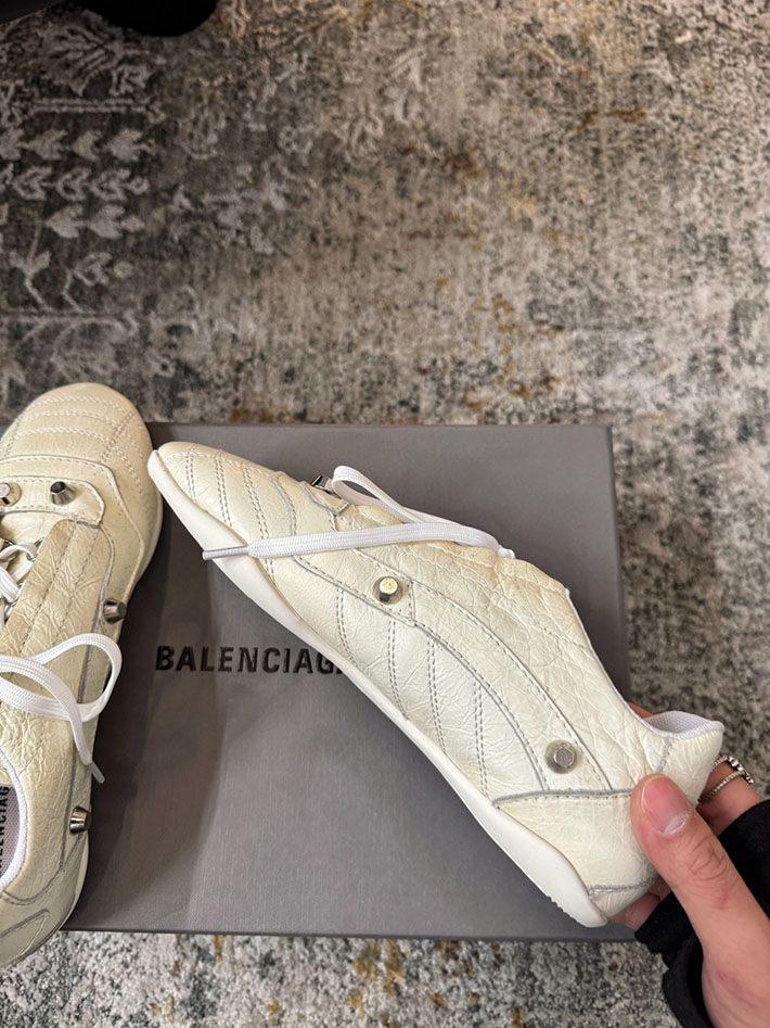 レディース 最高級バレンシアガスーパーコピー BALENCIAGA Studded sneakers City スニーカー 2628199 バレンシアガ 靴 新作 - 画像 (8)