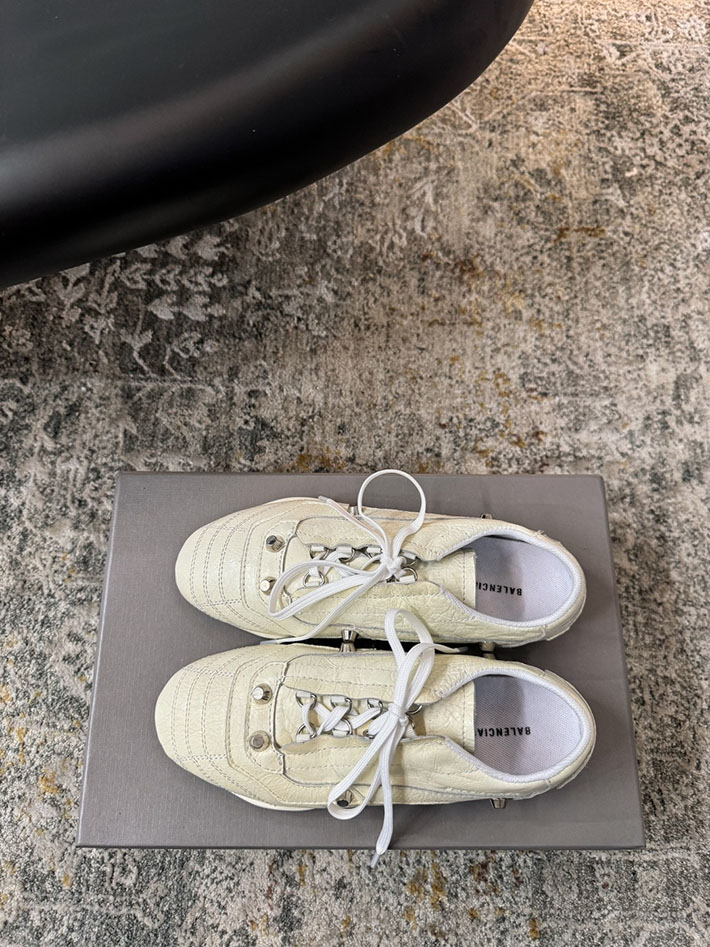 レディース 最高級バレンシアガスーパーコピー BALENCIAGA Studded sneakers City スニーカー 2628199 バレンシアガ 靴 新作 - 画像 (2)