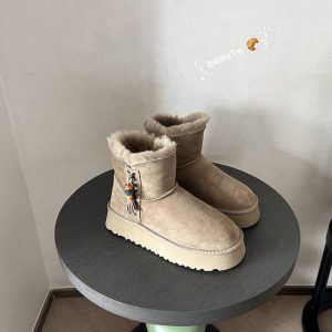 アグ 新作 レディース