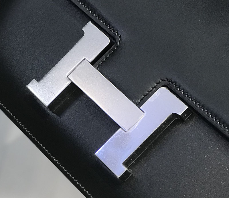 エルメス アウトレット 海外 HERMES コンスタンス3 ミニ 黒 ブラック ボックスカーフ シルバー金具 2627413 コンスタンス ミニ 入手困難 - 画像 (8)