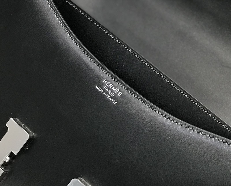 エルメス アウトレット 海外 HERMES コンスタンス3 24MM 黒 ブラック ボックスカーフ シルバー金具 2627414 コンスタンス 24 定価 - 画像 (7)