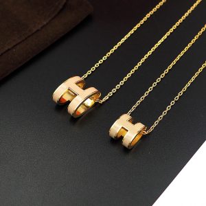 HERMES ポップH ネックレス 店舗
