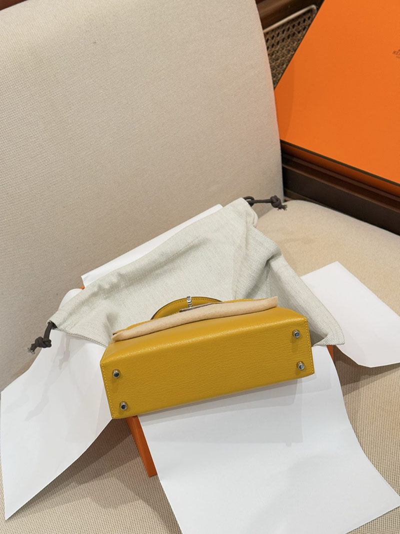 ミニケリー2 定価 HERMES ケリーミニ2 外縫い ジョーヌアンブル シェブルミゾル シルバー金具 2627480 エルメス専門店 おすすめ - 画像 (4)