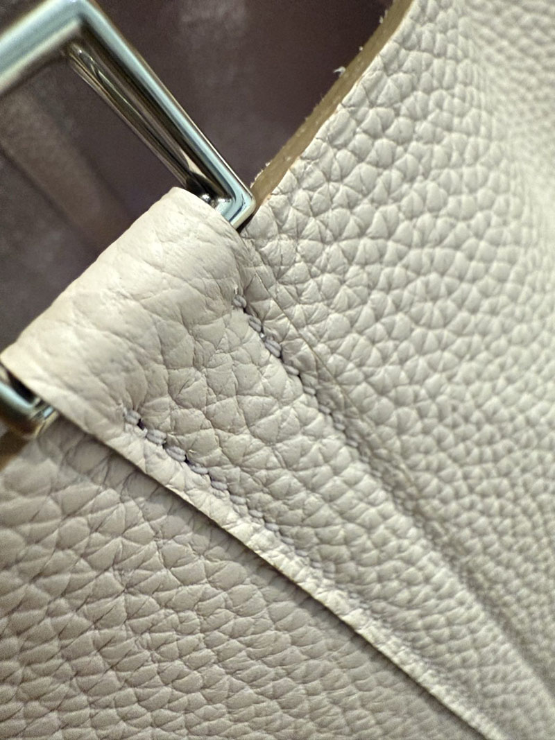 ピコタン タッチ クロコ 定価 HERMES ピコタンロック 18 PM モーヴペール トリヨンクレマンス クロコダイル シルバー金具 2627513 エルメス専門店 - 画像 (8)
