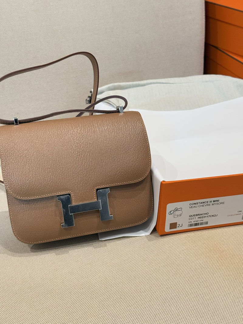流行り のショルダーバッグ レディース HERMES コンスタンス3 ミニ ケブラコ シェブルミゾル シルバー金具 2627521 エルメス専門店 おすすめ - 画像 (8)