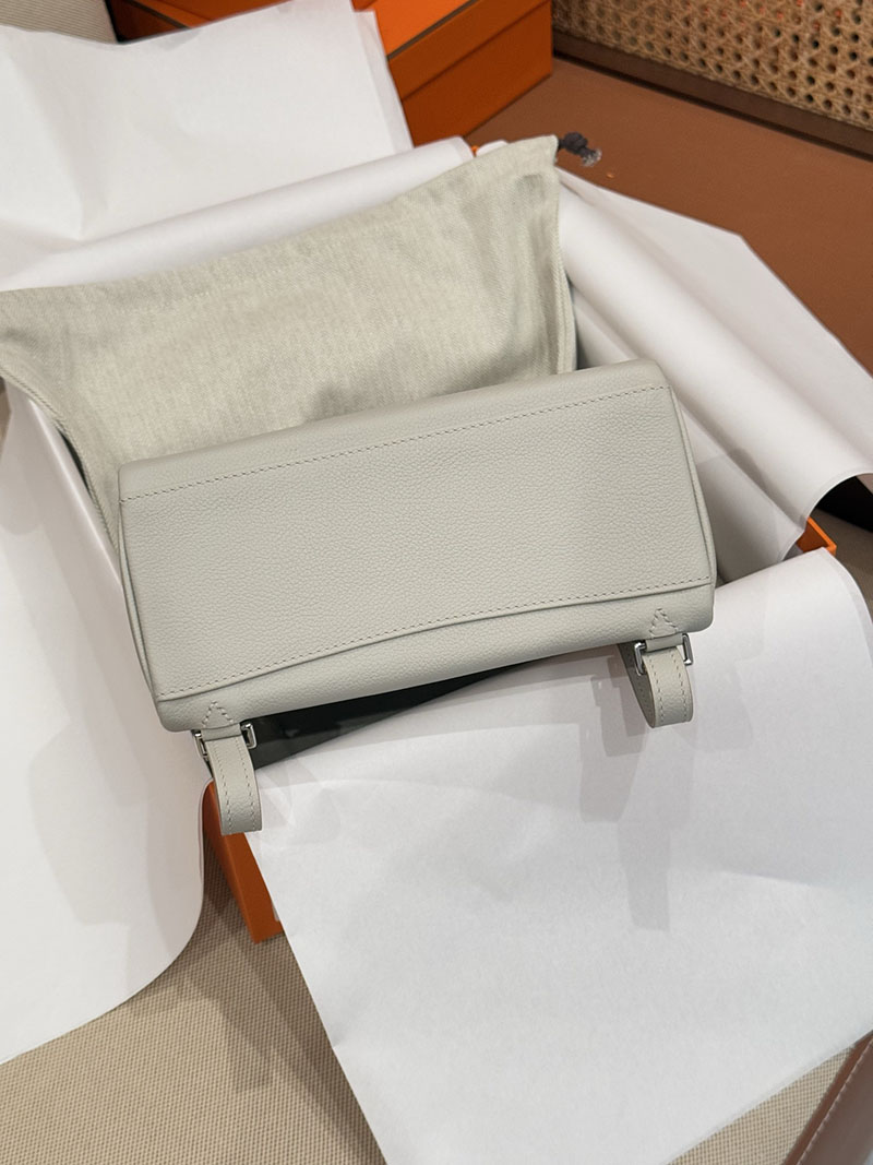 リュック レディース 人気ブランド HERMES エルメス ケリーアド PM パールグレー トリヨンクレマンス シルバー金具 2627531 エルメス専門店 おすすめ - 画像 (2)