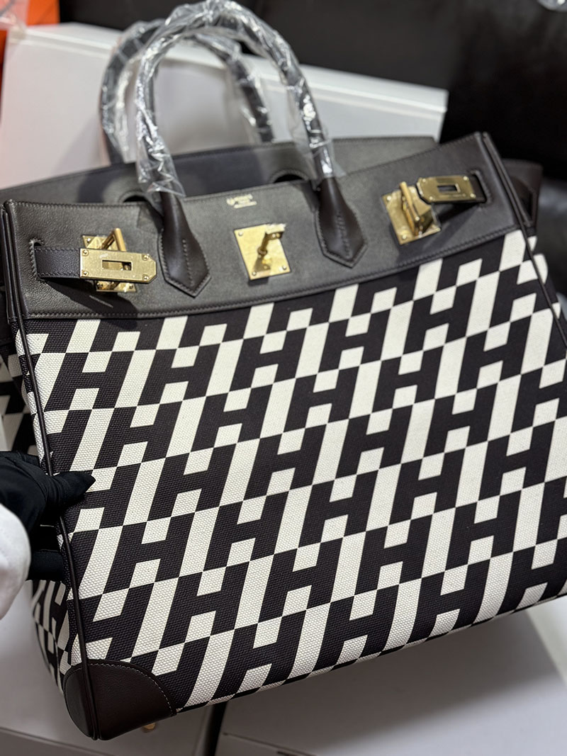ビジネスバッグ メンズ ハイブランド HERMES オータクロア 40cm ブラック トワルアッシュ×スイフト シルバー金具 2627551 エルメス アウトレット 店舗 - 画像 (4)