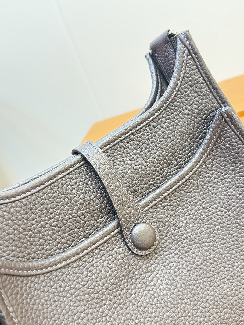 エルメス ショルダーバッグ エブリン HERMES エヴリン 23 エベンヌ トリヨンクレマンス シルバー金具 2627556 エルメス アウトレット 店舗 - 画像 (7)