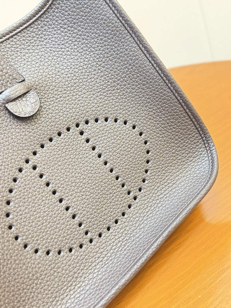 エルメス ショルダーバッグ エブリン HERMES エヴリン 23 エベンヌ トリヨンクレマンス シルバー金具 2627556 エルメス アウトレット 店舗 - 画像 (3)