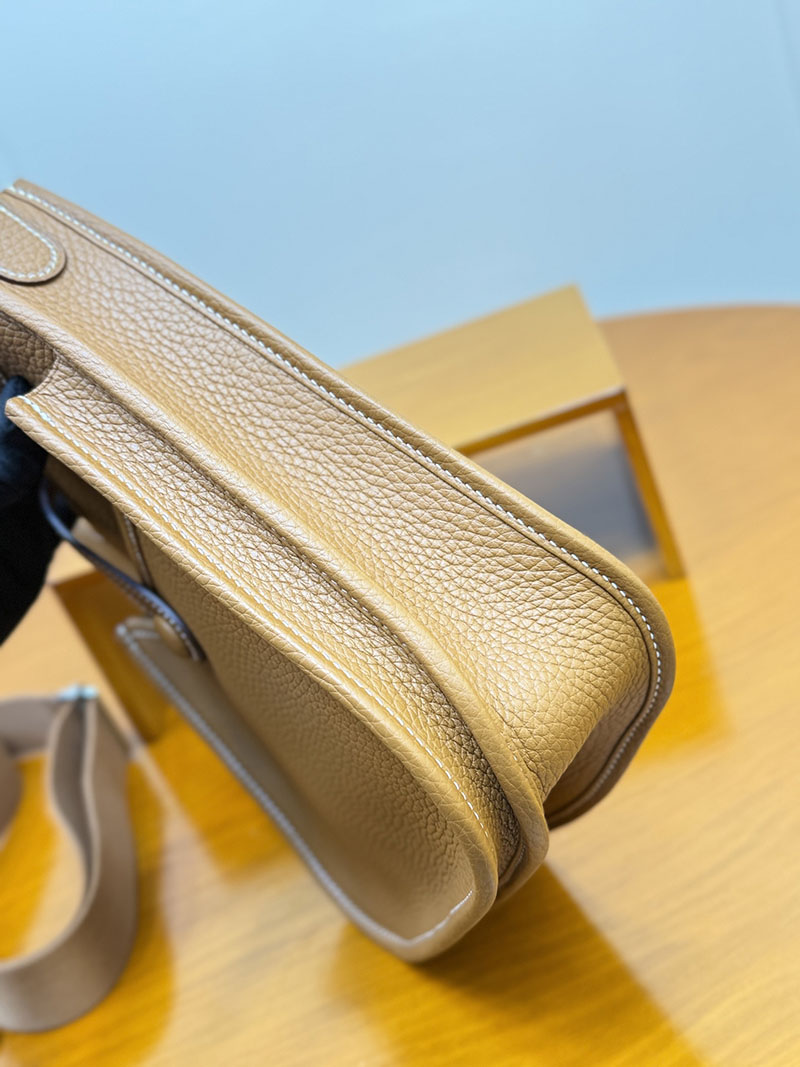 エルメス ショルダーバッグ エブリン HERMES エヴリン 23 ゴールド トリヨンクレマンス シルバー金具 2627557 エルメス アウトレット 店舗 - 画像 (7)