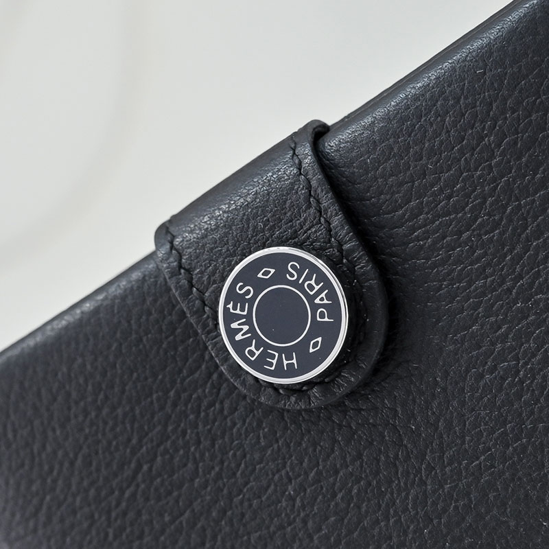 エルメス カードケース 人気 HERMES カードホルダー 黒 ブラック エバーカラー シルバー金具 2627570 エルメス アウトレット 店舗 - 画像 (8)