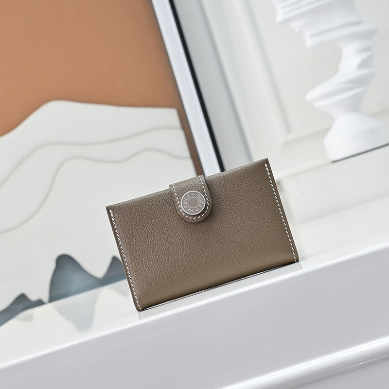 エルメス カード ケース 二 つ折り HERMES カードホルダー エトゥープ エバーカラー シルバー金具 2627573 エルメス アウトレット 店舗 - 画像 (8)