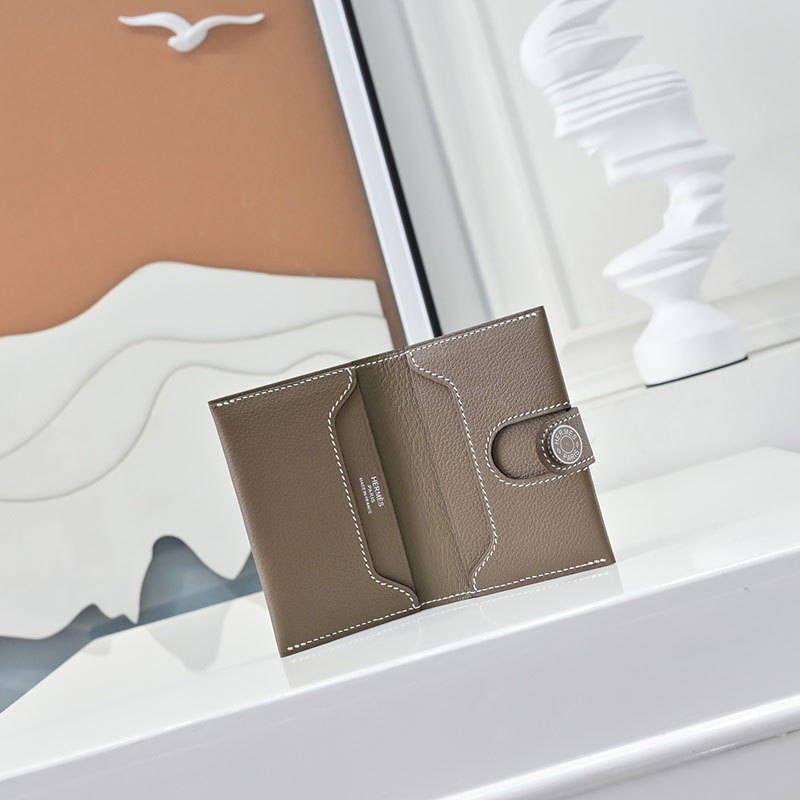 エルメス カード ケース 二 つ折り HERMES カードホルダー エトゥープ エバーカラー シルバー金具 2627573 エルメス アウトレット 店舗 - 画像 (2)