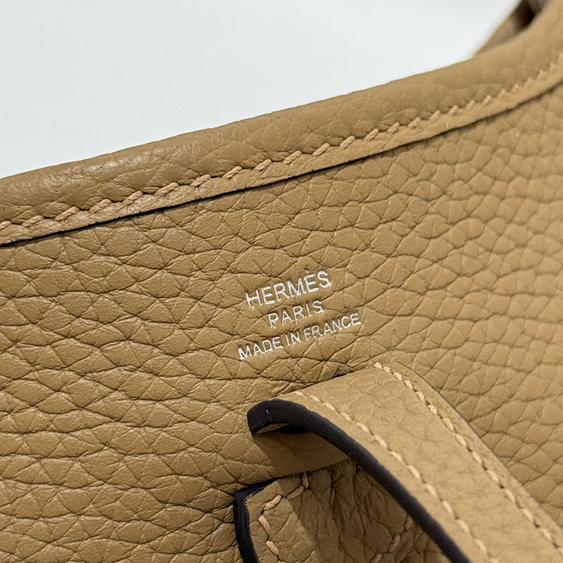 エヴリンアマゾンtpm HERMES エヴリン TPM ビスキュイ トリヨンクレマンス シルバー金具 2627651 エルメス 海外通販 - 画像 (8)
