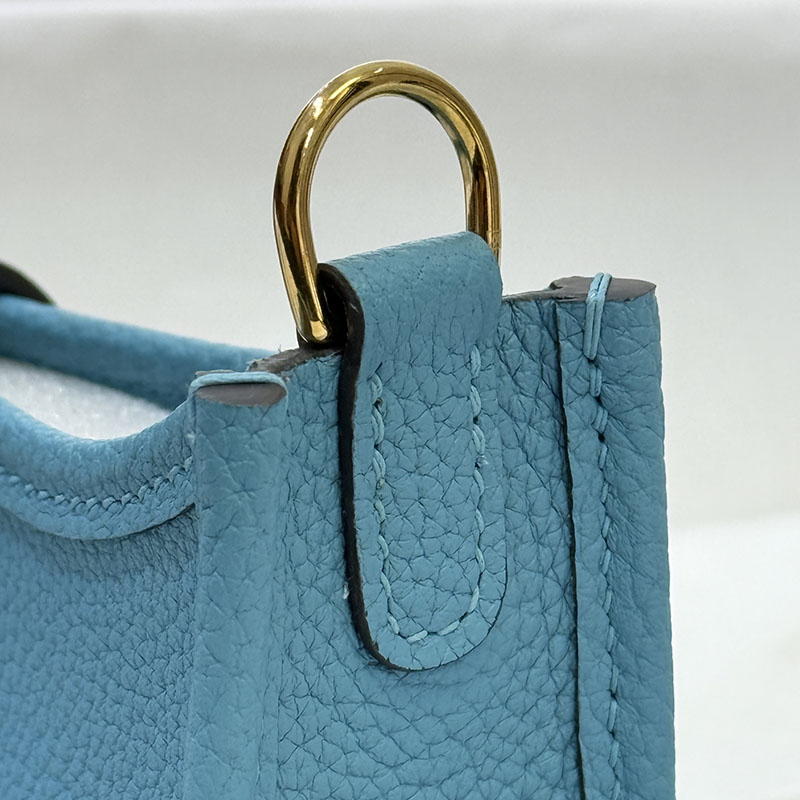エルメス 斜 めがけ エブリン ミニ HERMES エヴリン TPM ブルージーン トリヨンクレマンス ゴールド金具 2627654 エルメス 海外通販 - 画像 (4)
