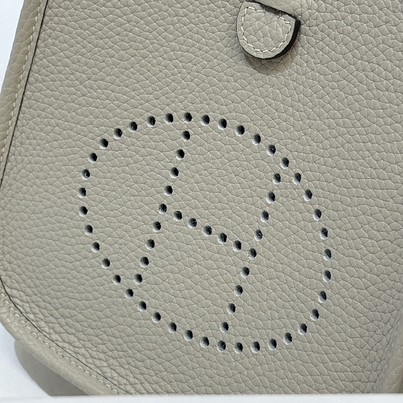 エルメス ミニ バッグ エブリン HERMES エヴリン TPM トゥルティールグレー トリヨンクレマンス シルバー金具 2627655 エルメス 海外通販 - 画像 (8)
