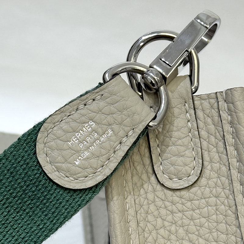 エルメス ミニ バッグ エブリン HERMES エヴリン TPM トゥルティールグレー トリヨンクレマンス シルバー金具 2627655 エルメス 海外通販 - 画像 (4)