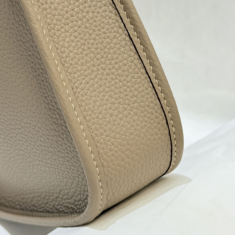 ショルダーバッグ 小さめ おしゃれ 安い HERMES エヴリン TPM エトゥープ トリヨンクレマンス シルバー金具 2627657 エルメス 海外通販 - 画像 (2)