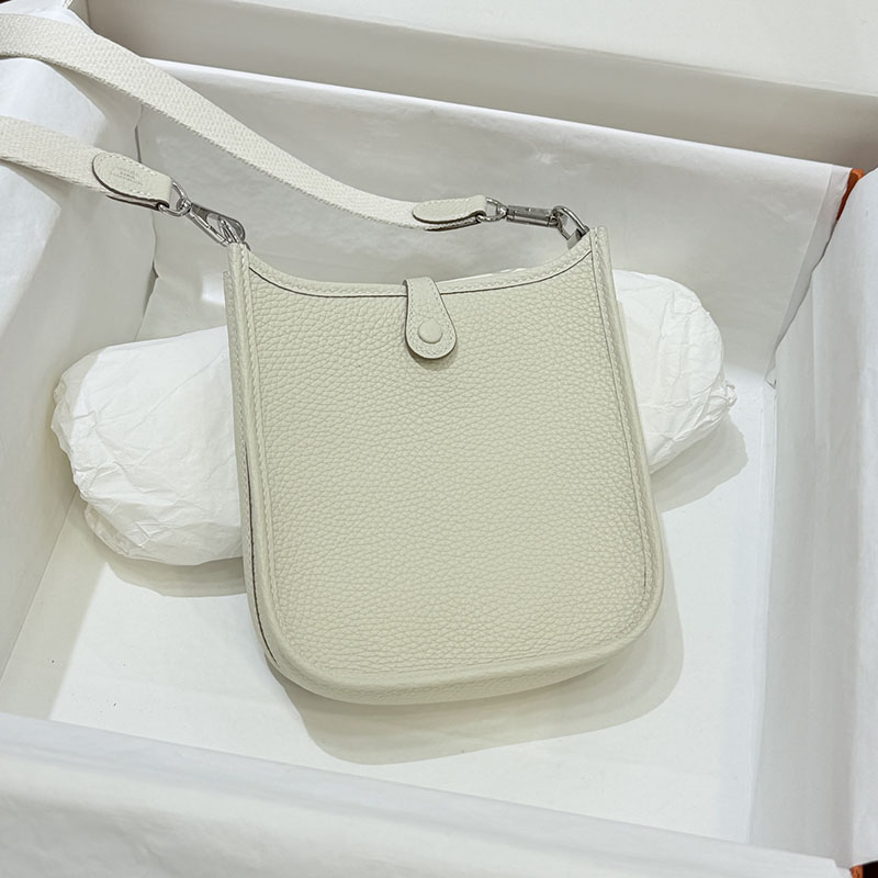 エルメス エブリン 新品 値段 HERMES エヴリン TPM クレ トリヨンクレマンス シルバー金具 2627659 エルメス 海外通販 - 画像 (9)